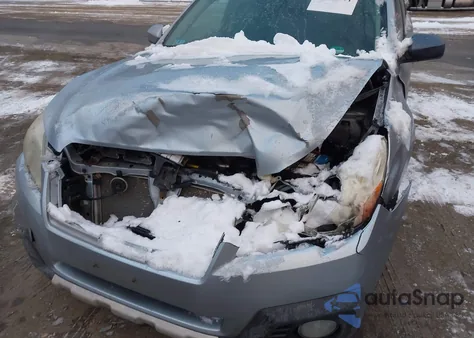 2014 Subaru Outback 2.5I Limited z USA, uszkodzony, nr VIN 4S4BRBLC0E3279547